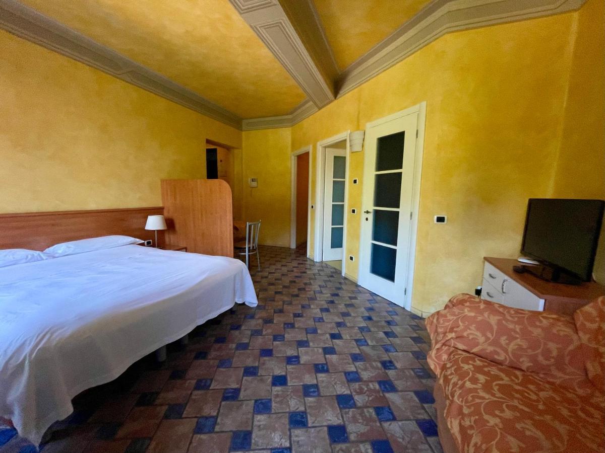 Residence Corte Della Vittoria Parma Ngoại thất bức ảnh